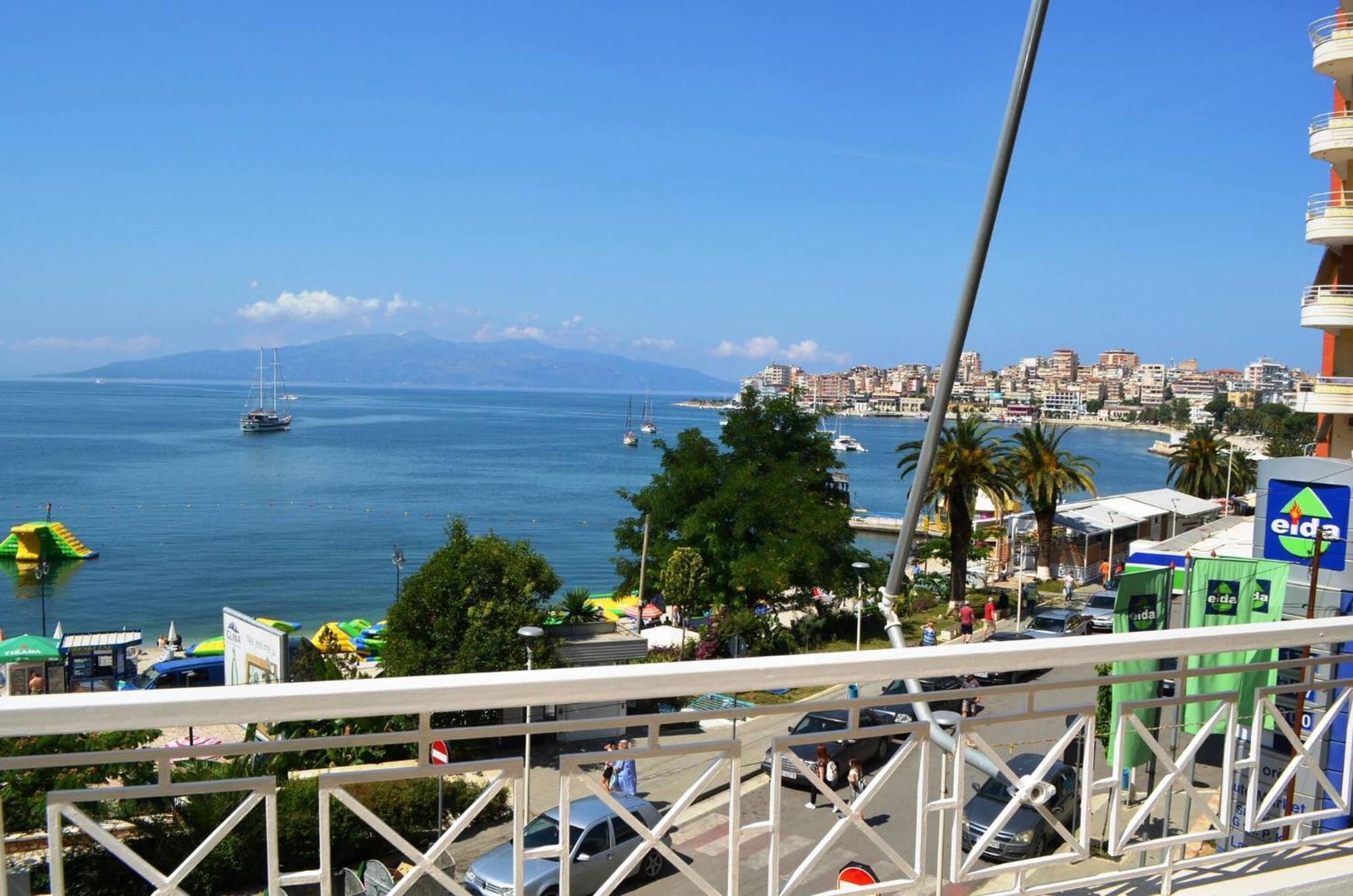 Apartments Blue Horizons Sarandë Exterior foto
