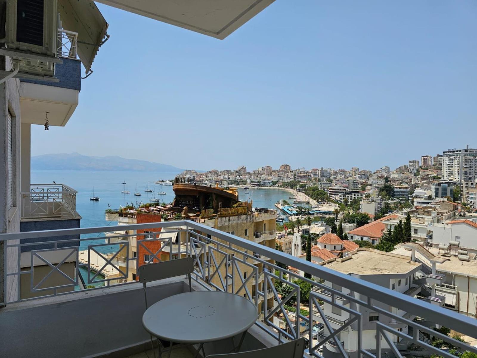 Apartments Blue Horizons Sarandë Exterior foto