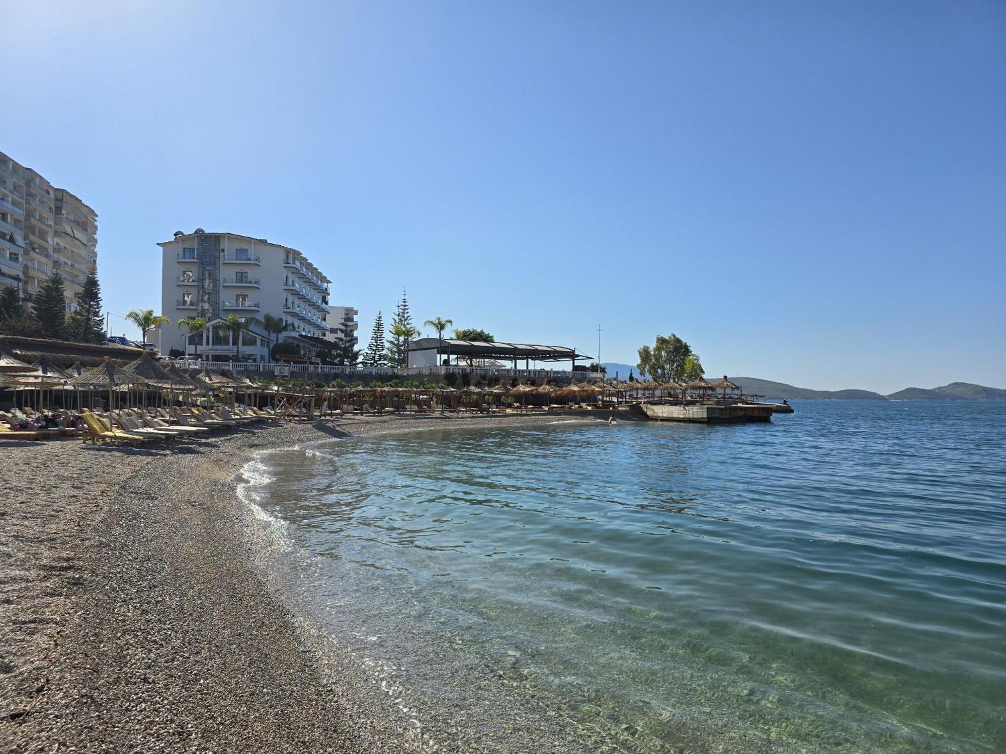 Apartments Blue Horizons Sarandë Exterior foto